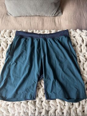 Lululemon Men’s 9” Linerless Shorts Teal Blue XL
